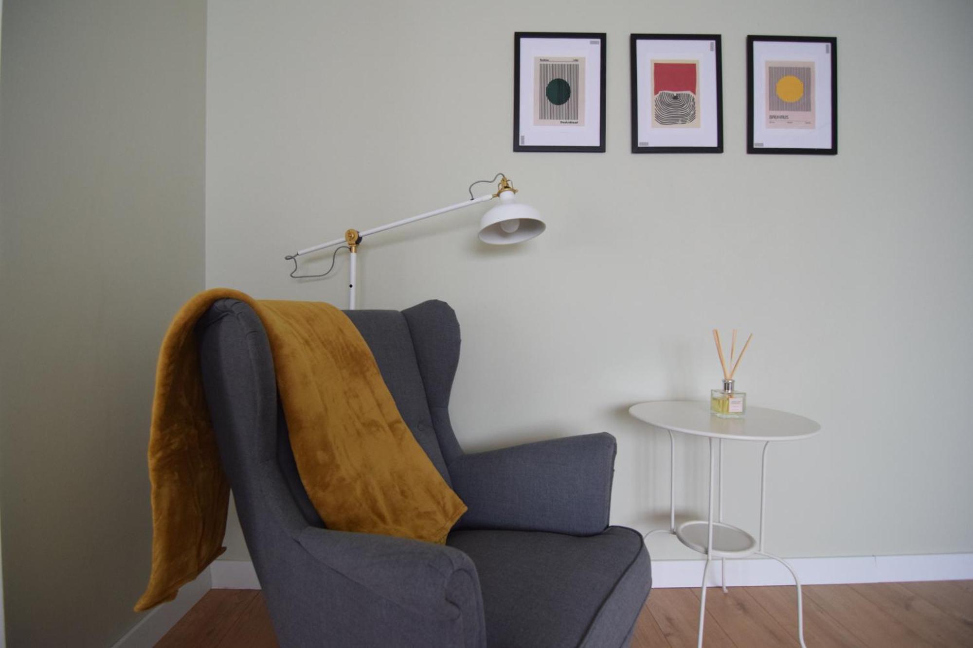 Stylish Apartment With Video Projector Bukares Bagian luar foto