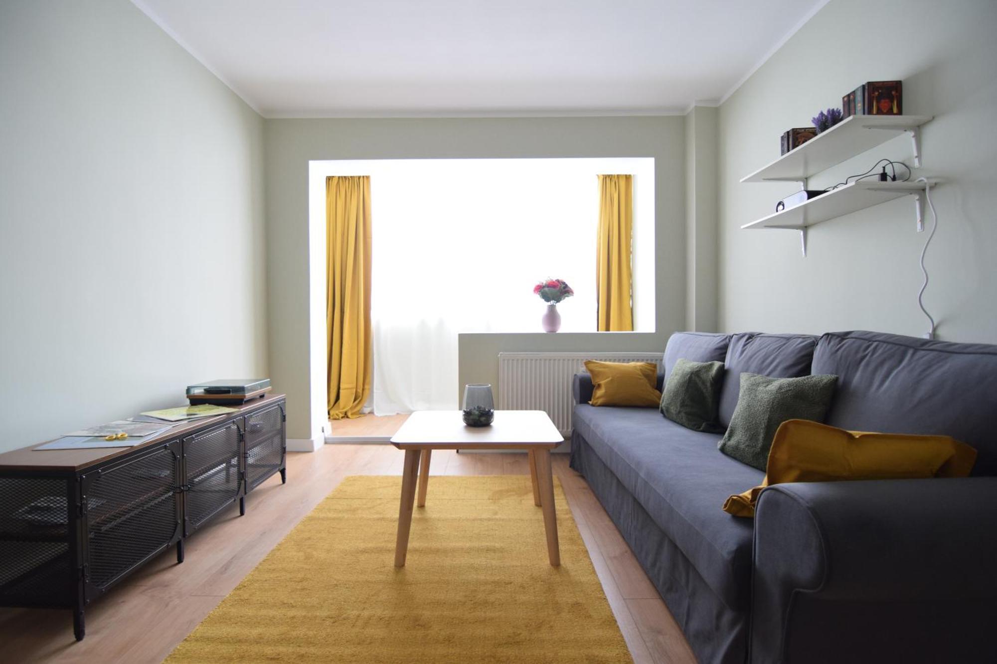 Stylish Apartment With Video Projector Bukares Bagian luar foto